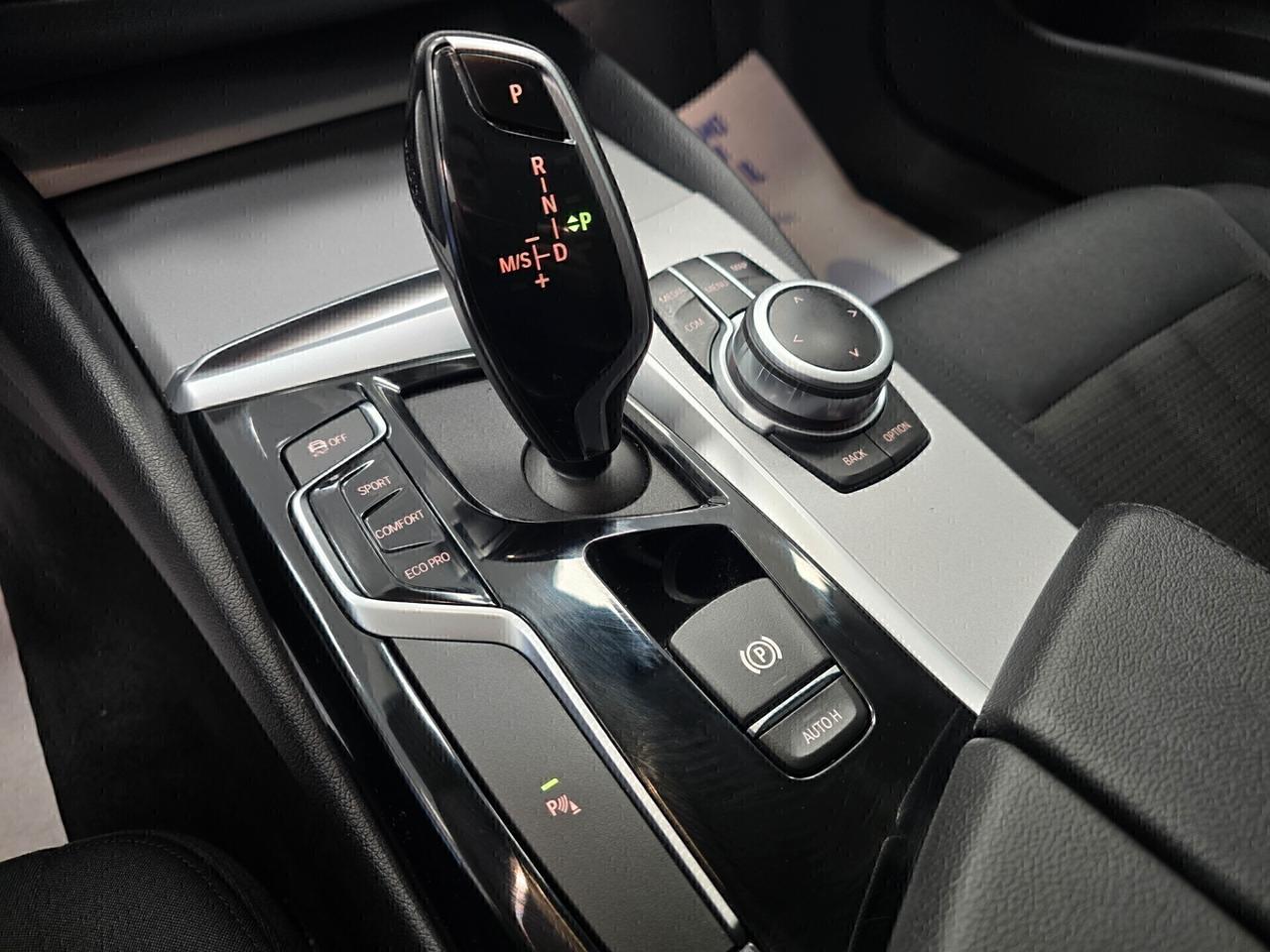 Bmw 520d 48V Touring Business 190cv 2020