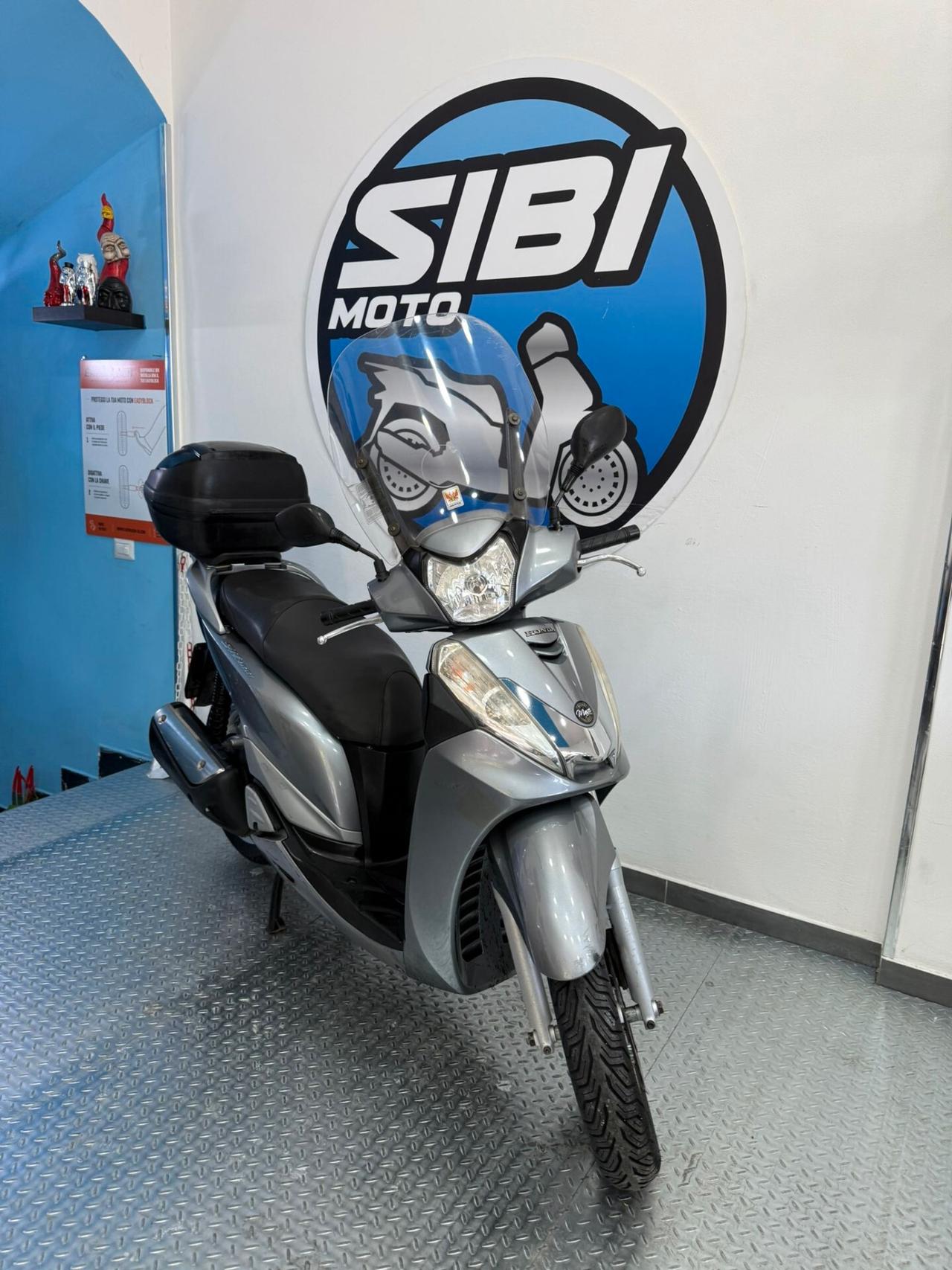 Honda SH 300