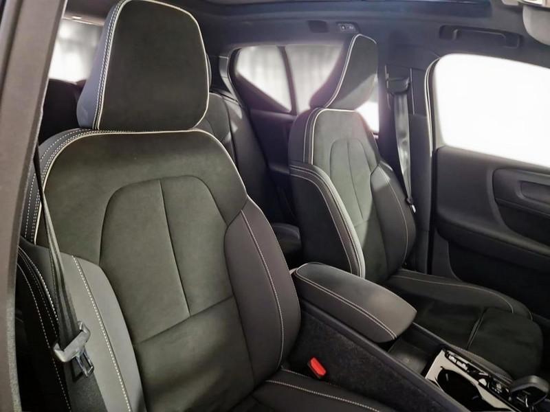 VOLVO XC40 T4 Recharge Plug-in auto Ultimate Bright