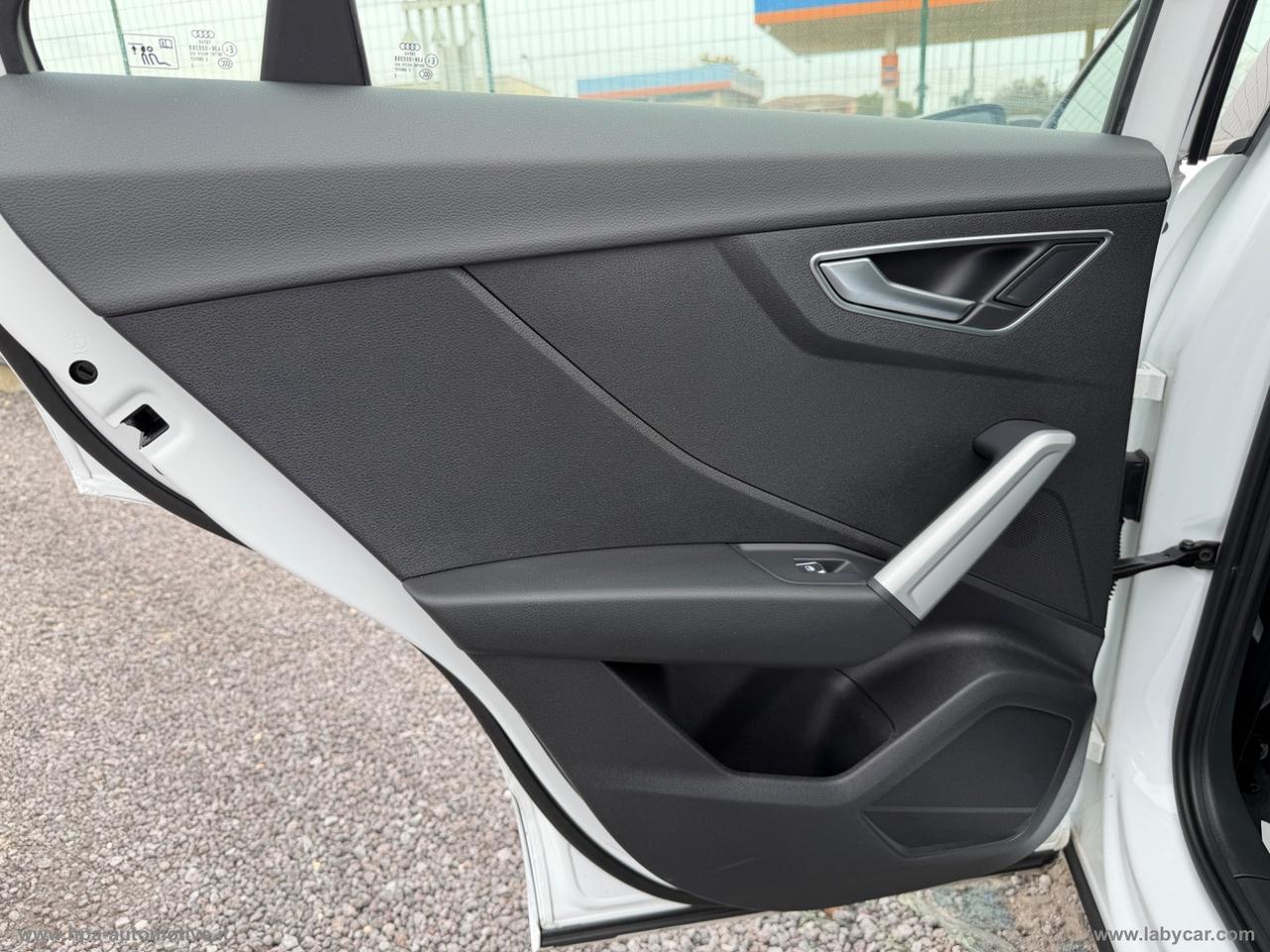 AUDI Q2 2.0TDI S-LINE VIRTUAL TETTO NAVI LED