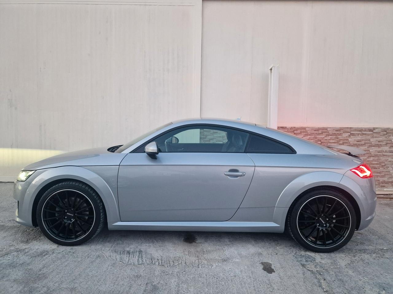 Audi TT Coupé 2.0 TDI 184CV