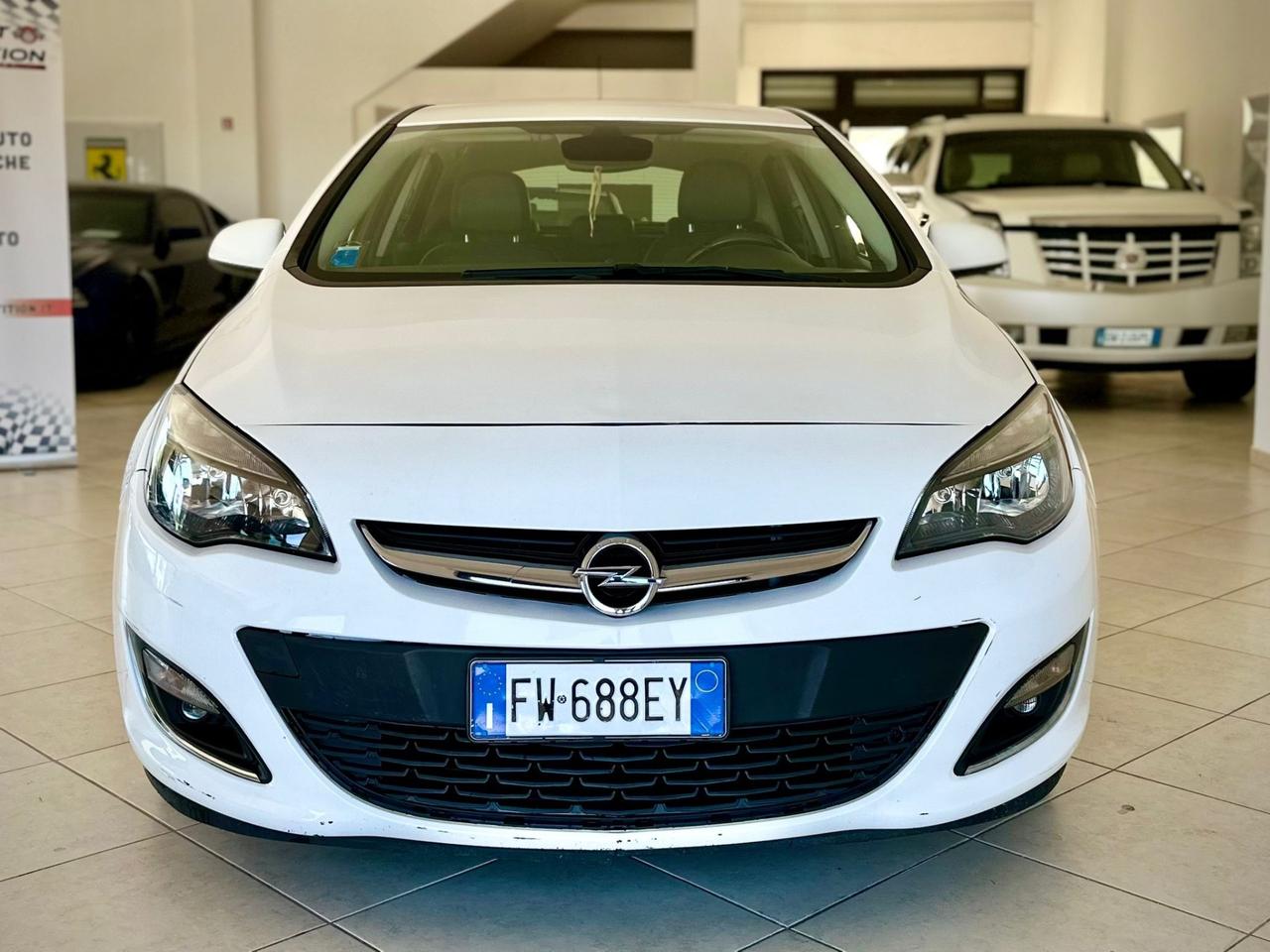 Opel Astra 1.4 Turbo 140CV METANO