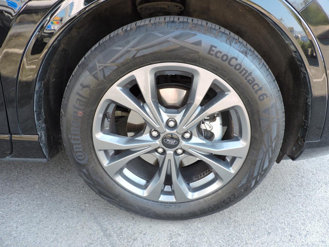 Ford Kuga 2.5 Full Hybrid 190 CV CVT 2WD ST-Line