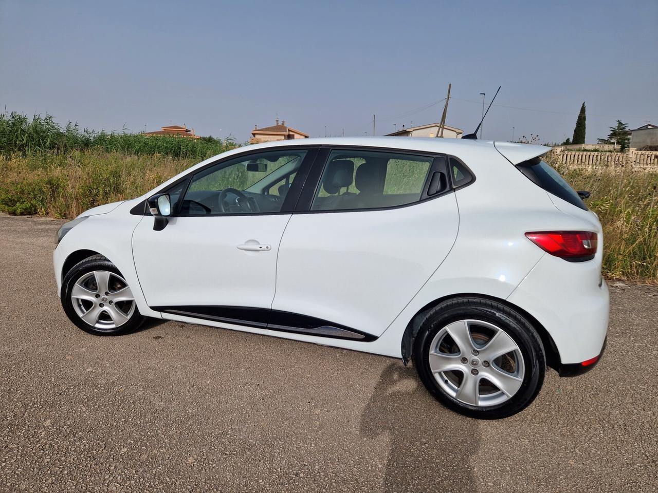 Renault Clio 1.5 dCi 8V 75CV 5 porte Wave