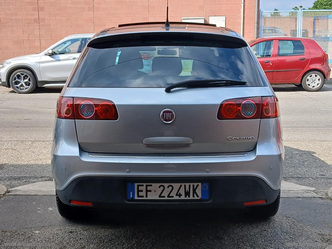 FIAT Croma 1.9 MJT Emotion