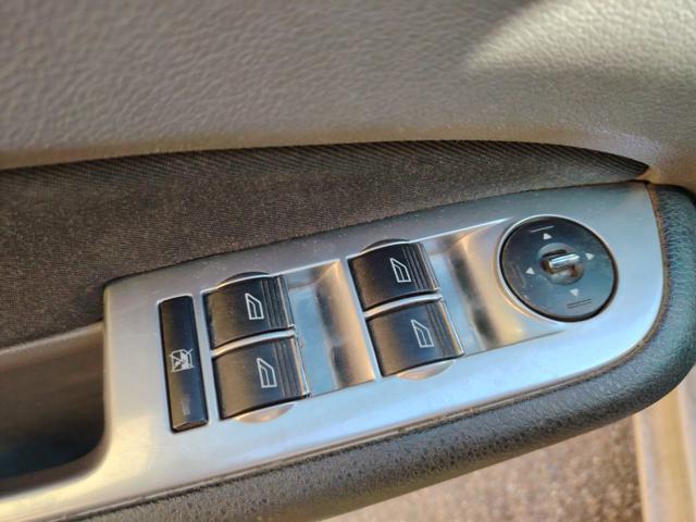 FORD Focus + 1.6 TDCi (110CV) SW DPF NEOPATENTATI