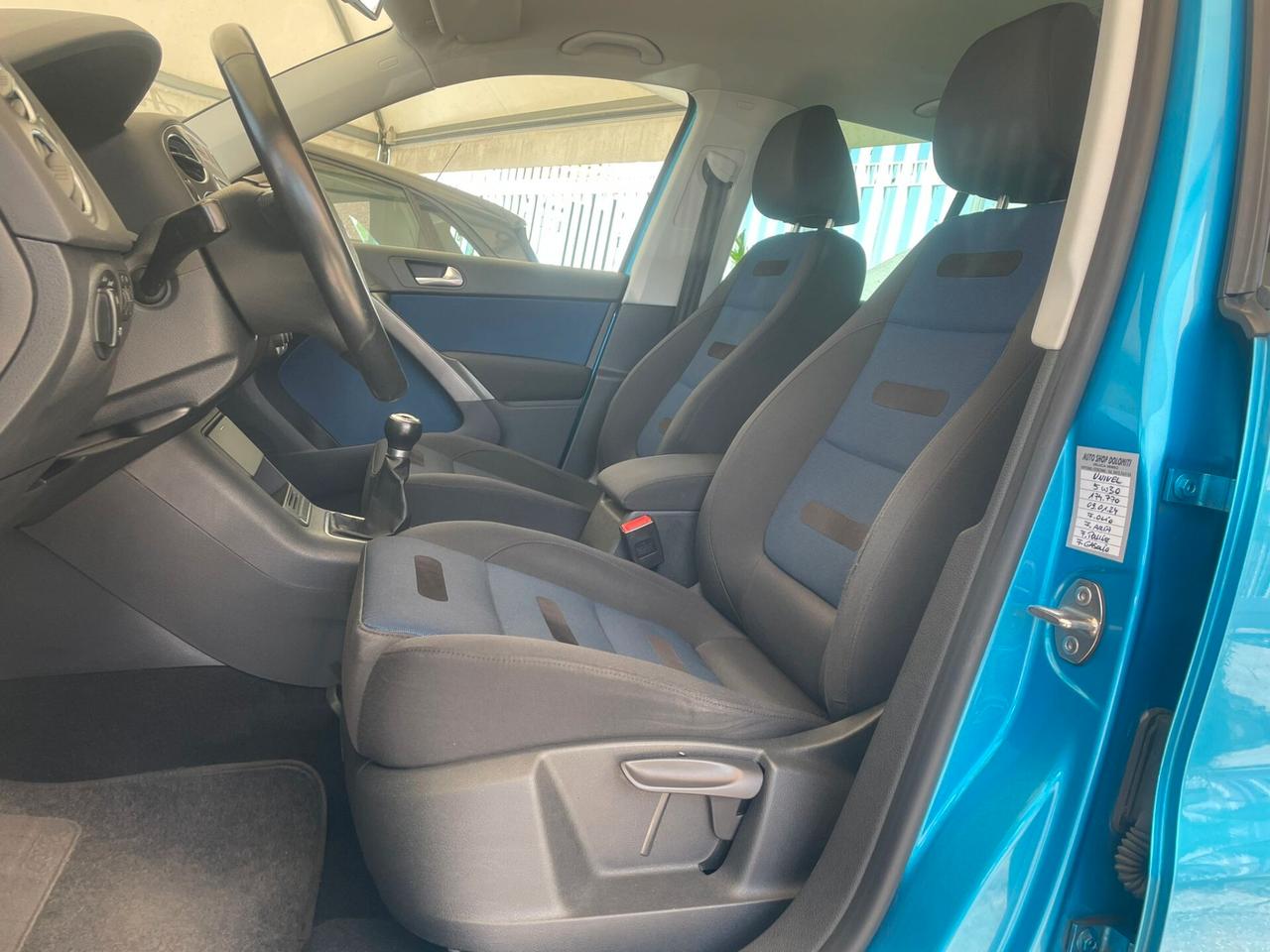 Volkswagen Tiguan 2.0 16V TDI DPF Sport & Style (18°)