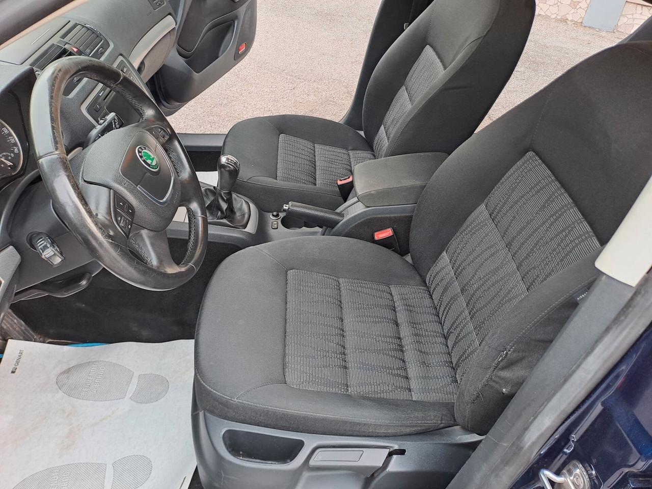 Skoda Octavia 1.6 TDI CR F.AP. Wagon Elegance