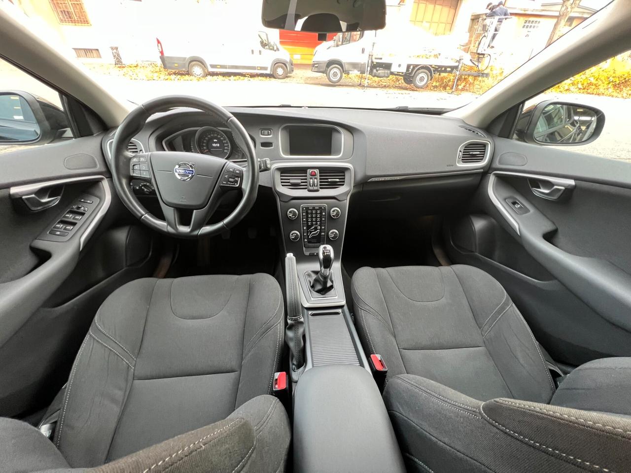 Volvo V40 Cross Country D2 1.6 Momentum