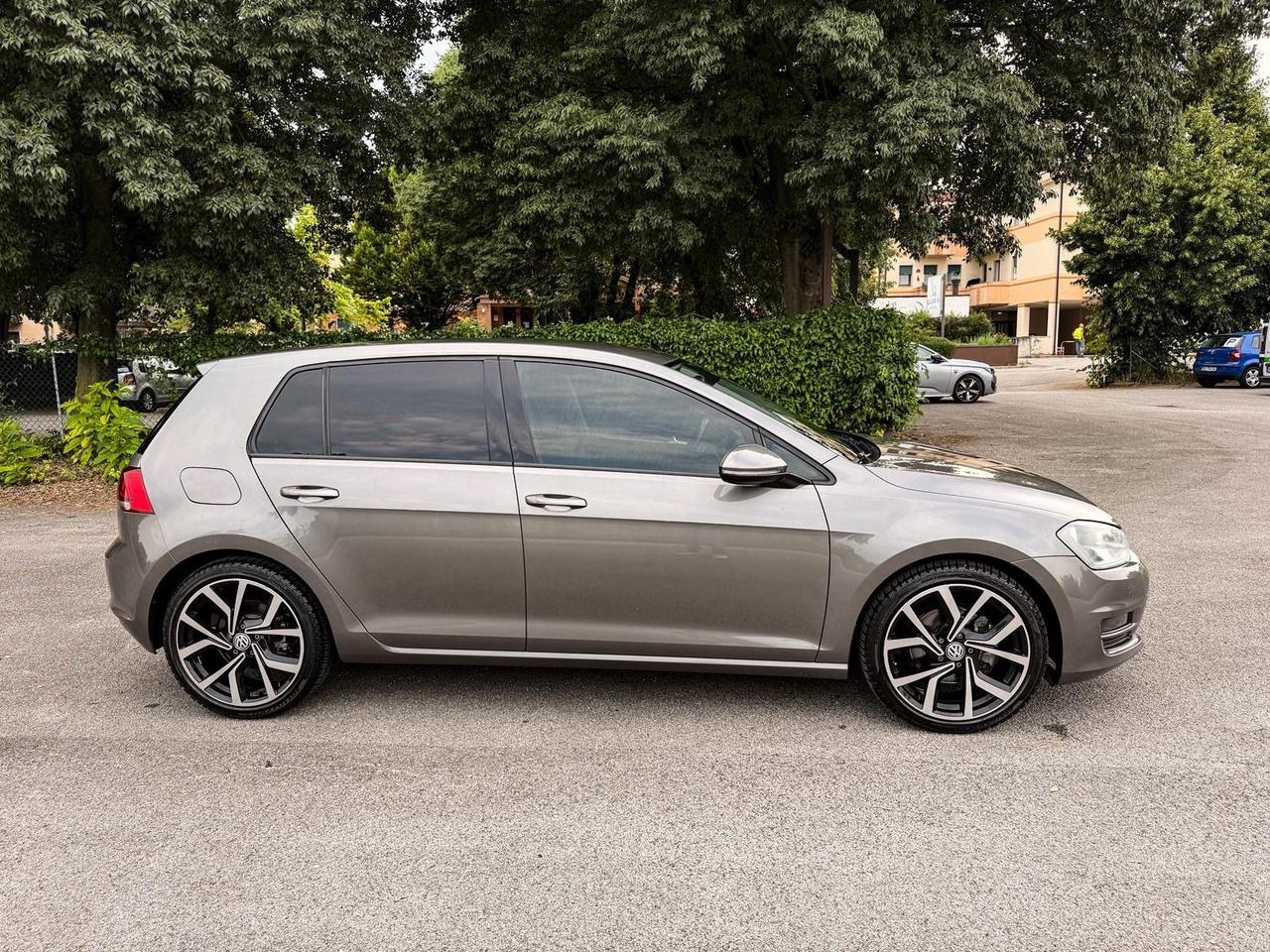 Volkswagen Golf 1.4 TSI 5p. Highline DSG BlueMotion Technology