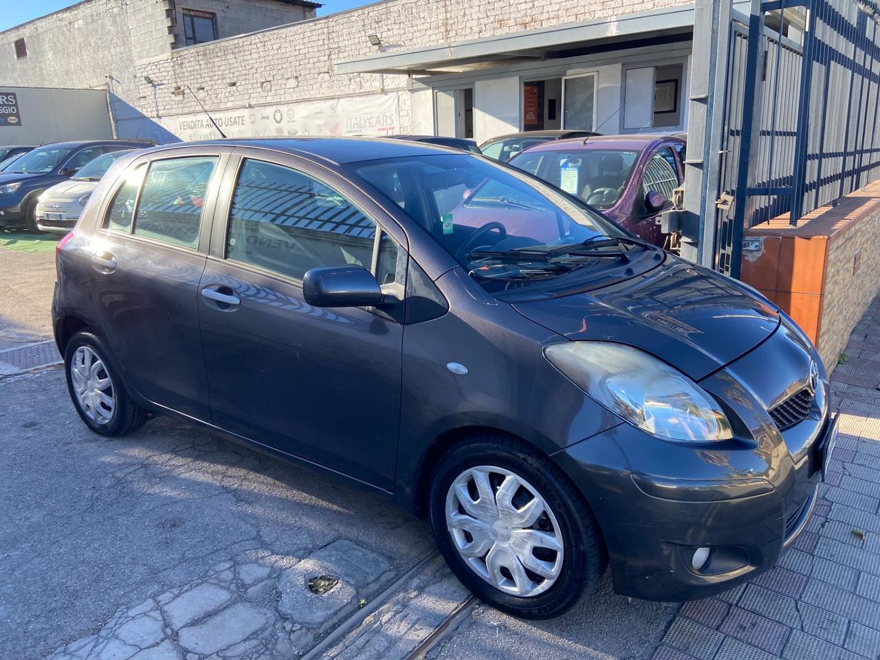 Toyota Yaris 1.4 D-4D DPF 5 porte