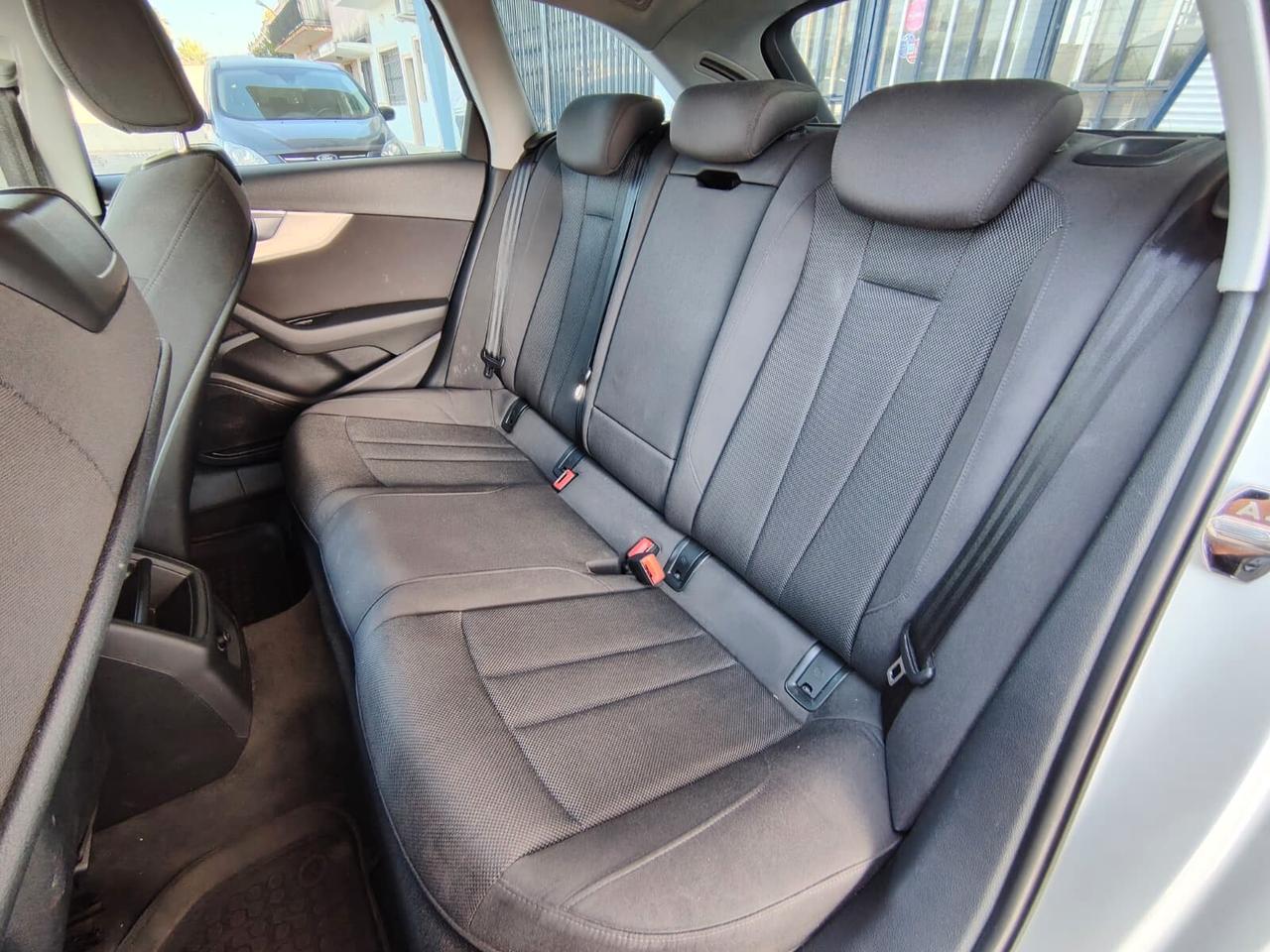 Audi A4 Avant 2.0 TDI 122 CV