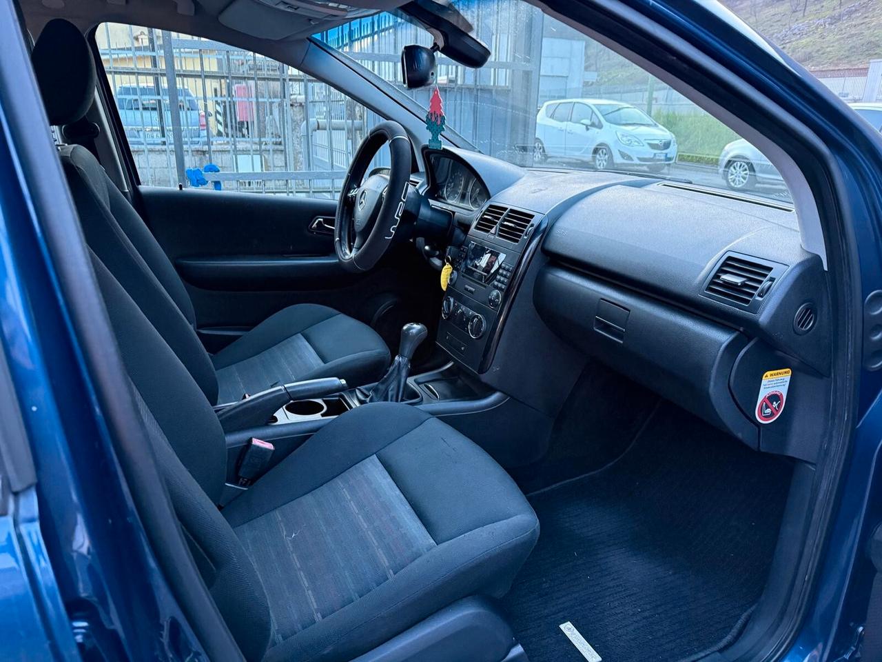 MERCEDES CLASSE A 160 CDI AVANTGARDE OK NEOP.