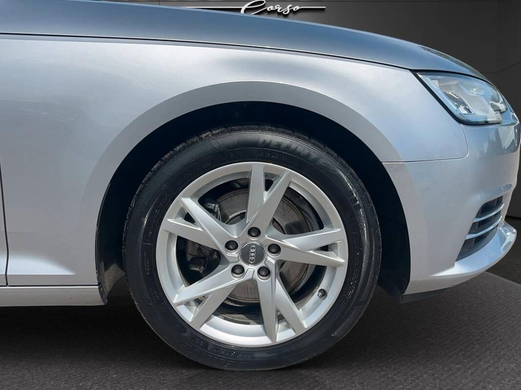 Audi A4 Avant 35 2.0 tdi 150cv s-tronic