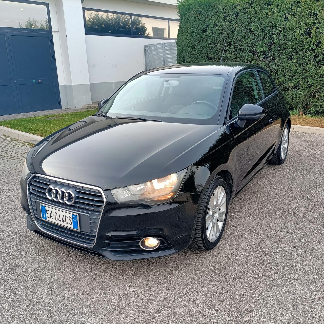 Audi A1 1.6 TDI neopatentati motore sostituito