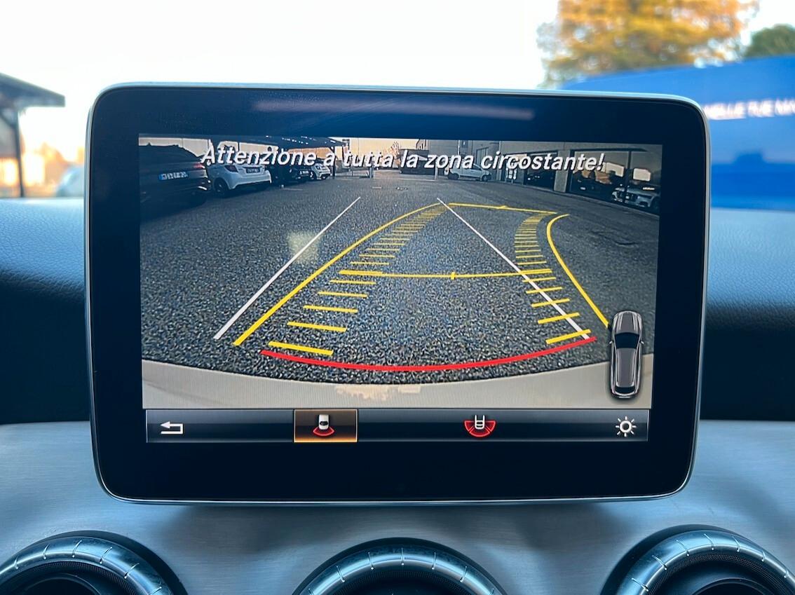 Mercedes-Benz CLA 220 CDI Shooting Brake Premium AMG TETTO APRIBILE FULL