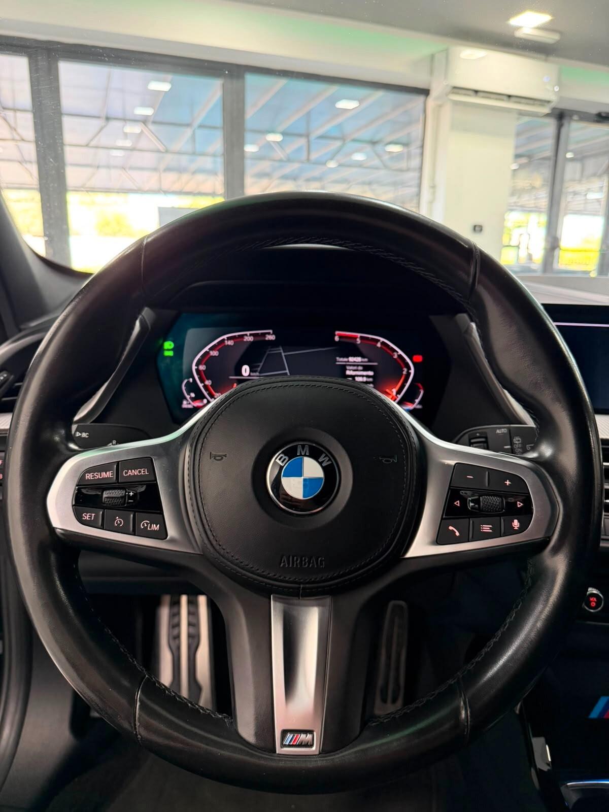 Bmw 116 116d 5p. Msport
