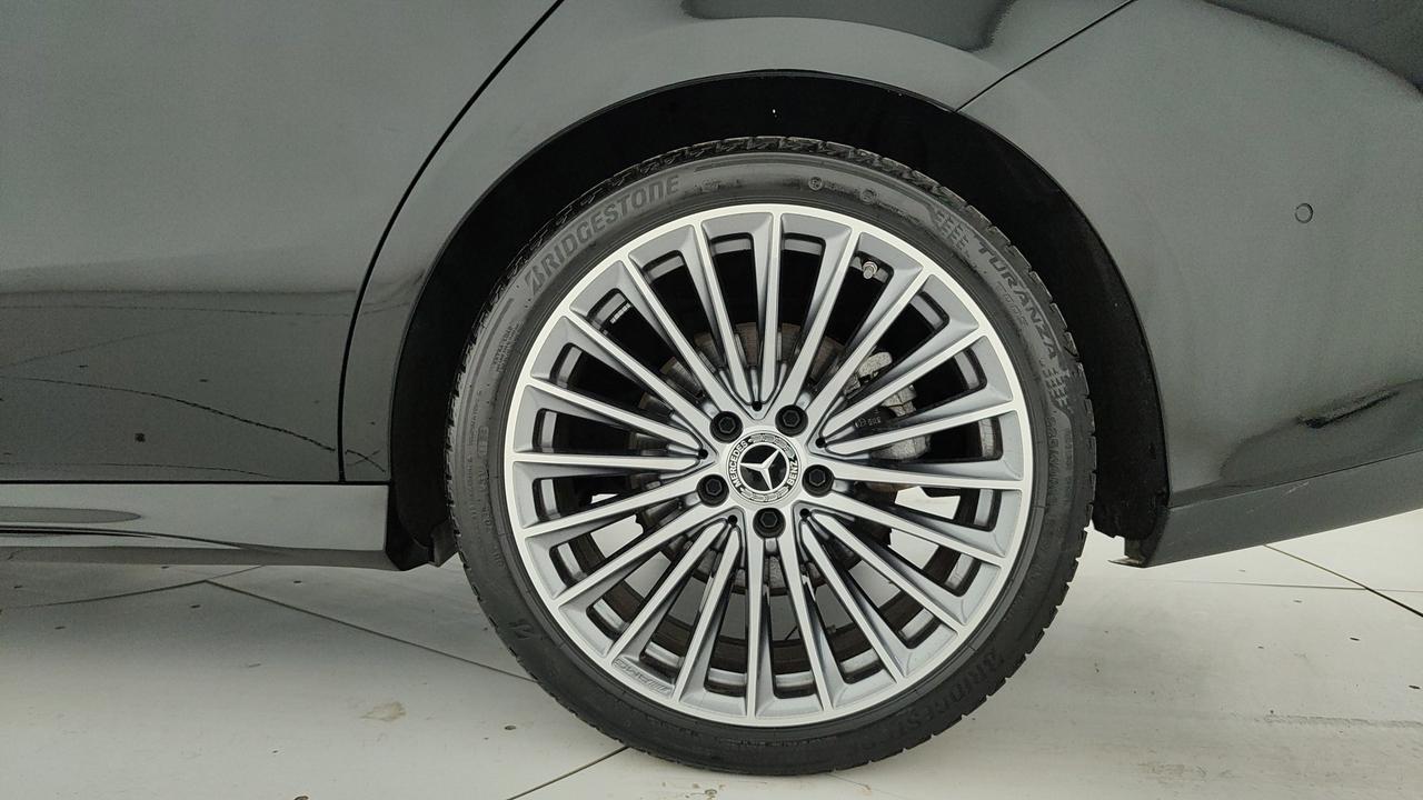 Mercedes-Benz CLA Shooting Brake 180 d AMG Line Advanced Plus auto