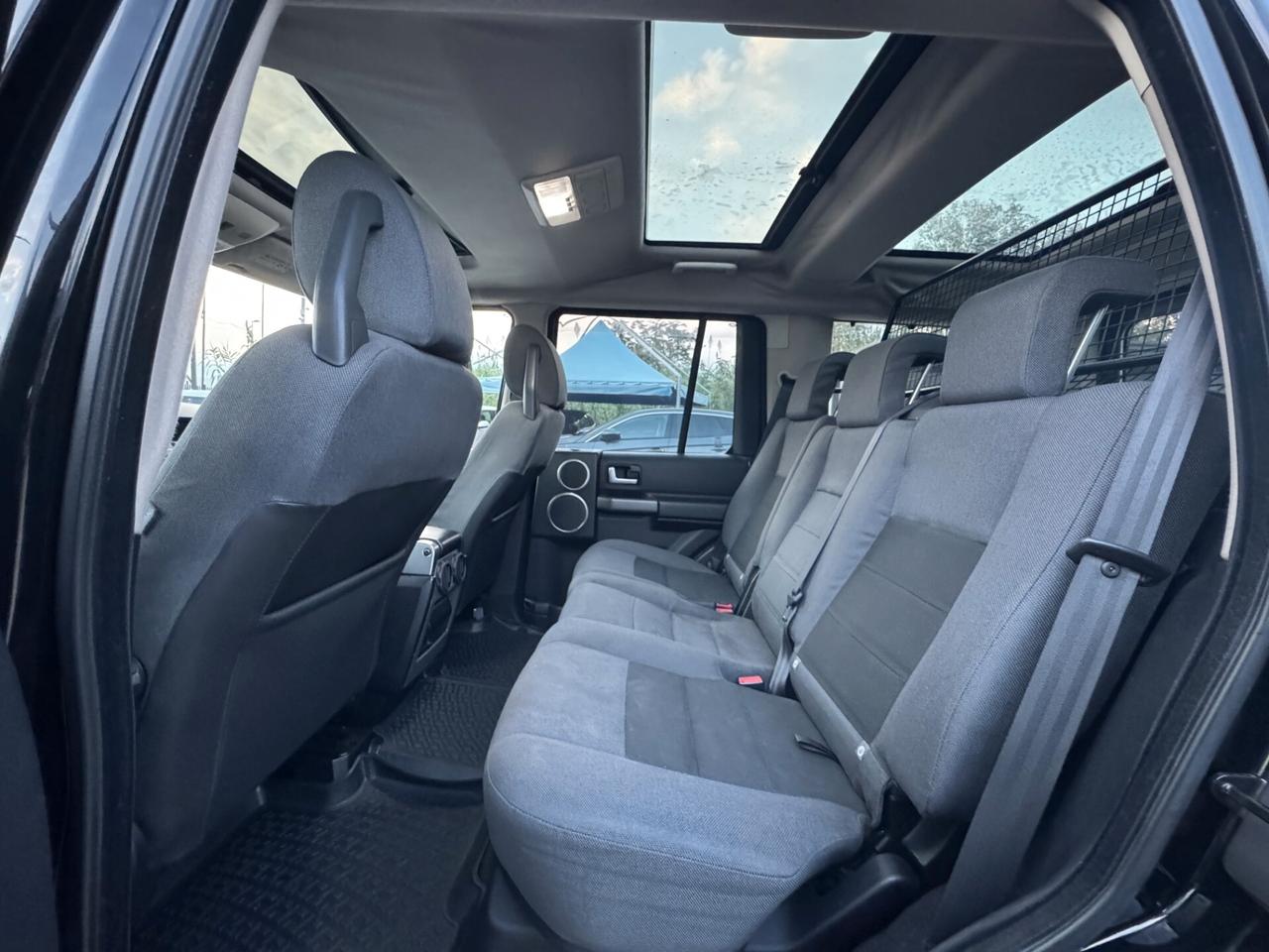 Land Rover Discovery 3 2.7 TDV6 HSE AUTOCARRO 5 POSTI