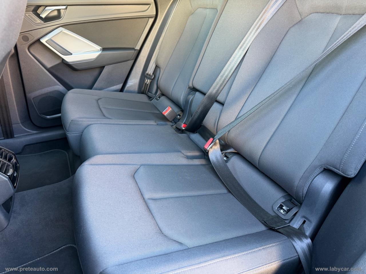AUDI Q3 35 TDI S tronic Business Advanced