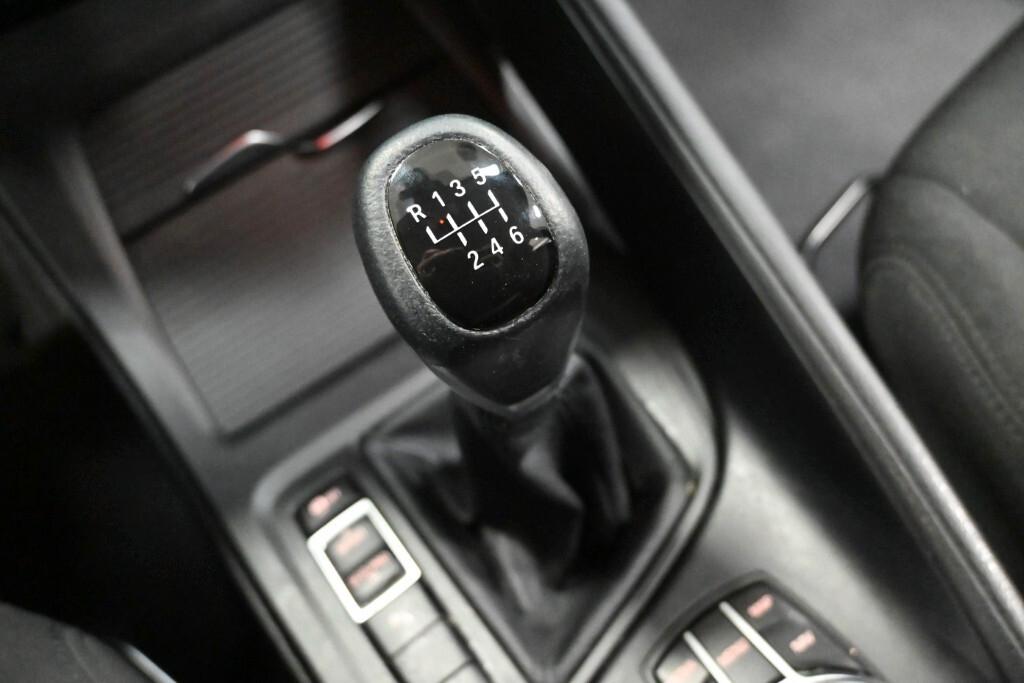 BMW X1 16D 115CV 6M. S-DRIVE BUSINESS ADVANTAGE ( FARI LED - CRUISE - NAVI - PARK ASSISTANT - TELECAMERA POST. )