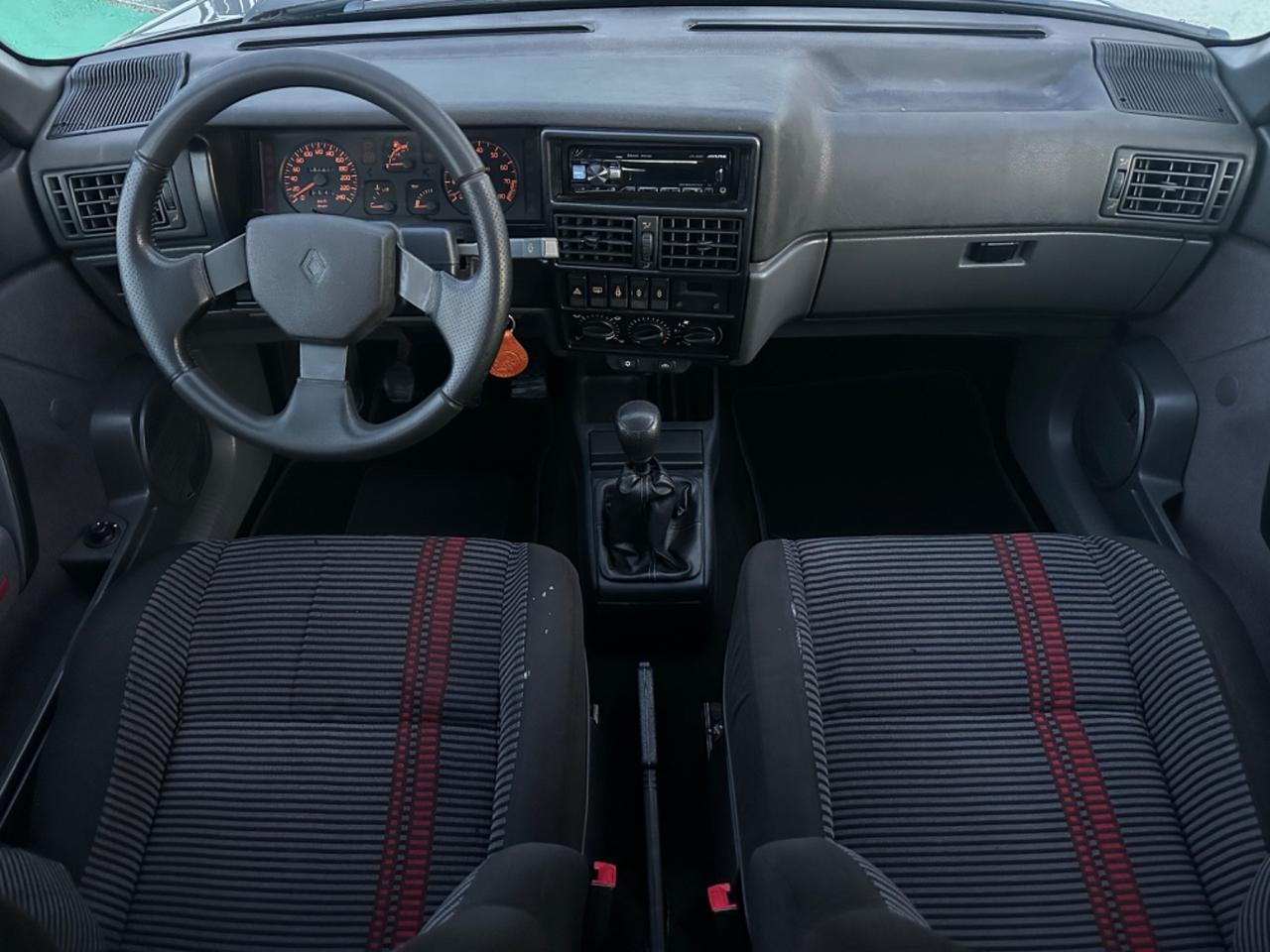 Renault 19 Chamade 1.8i 16V 137cv Limited 1991