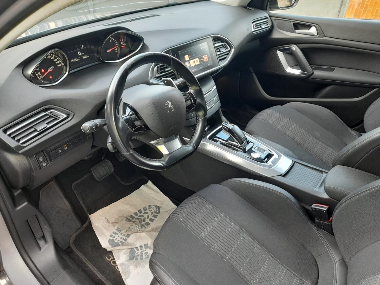 Peugeot 308 BlueHDi 130 S&S Allure