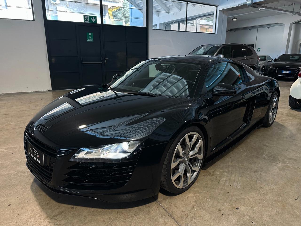 Audi R8 4.2 V8 FSI quattro R tronic - tagliandi STUPENDA!!