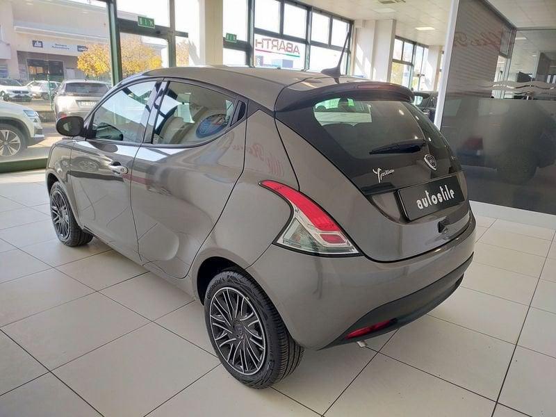 Lancia Ypsilon Ypsilon 1.0 FireFly 5 porte S&S Hybrid Gold KM0
