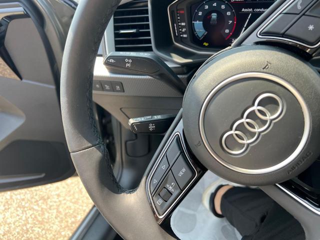 AUDI A1 SPB 30 TFSI Identity Black
