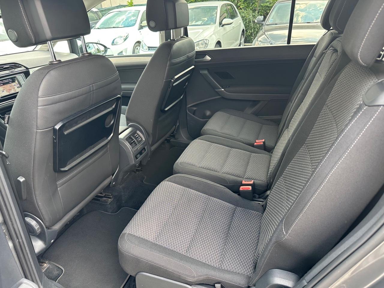 Volkswagen Touran 1.6 TDI Business BlueMotion Technology