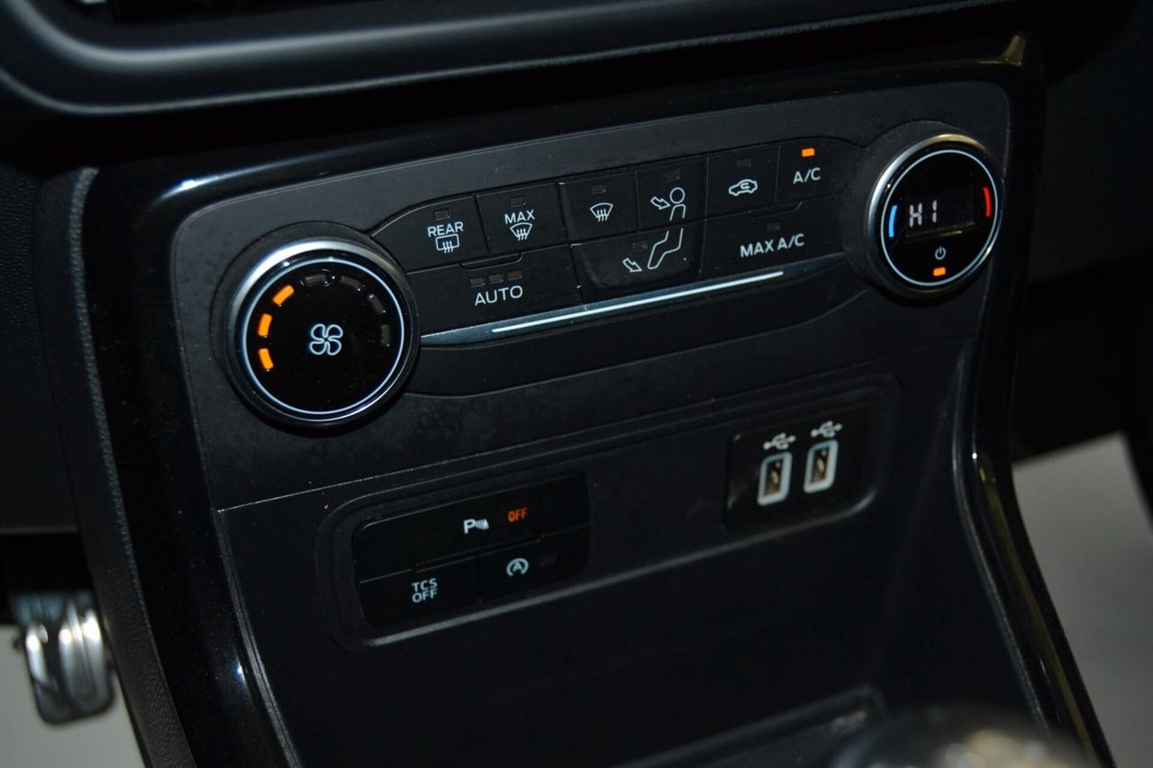 Ford EcoSport 1.5 TDCi ST-Line UniPro/Navi/Telecamera/LED