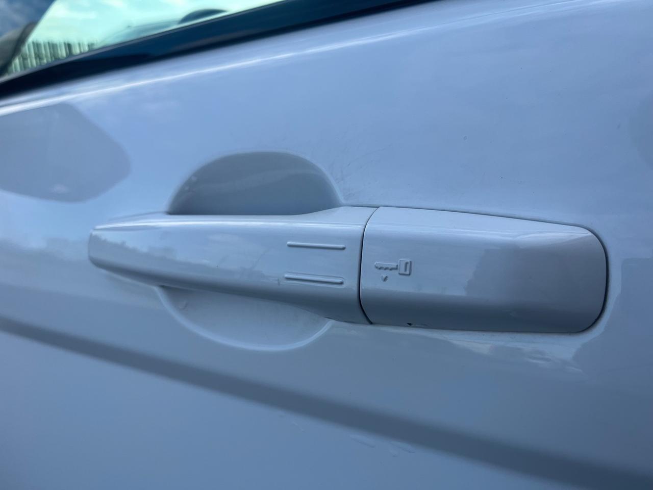 Land Rover Range Evoque 2.2 TD4 5p. Prestige