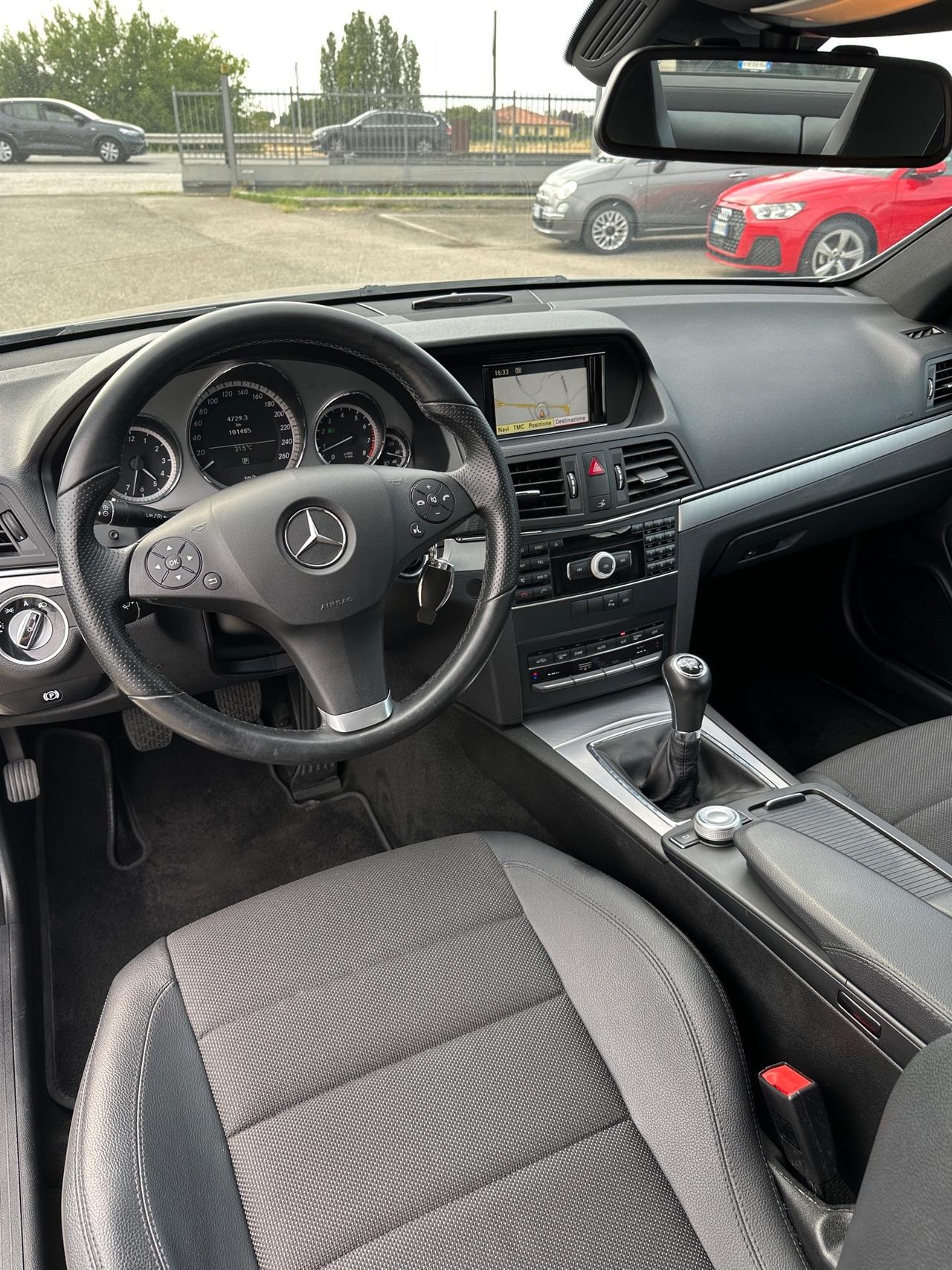 Mercedes-benz E 200 Coupé Avantgarde - 2010