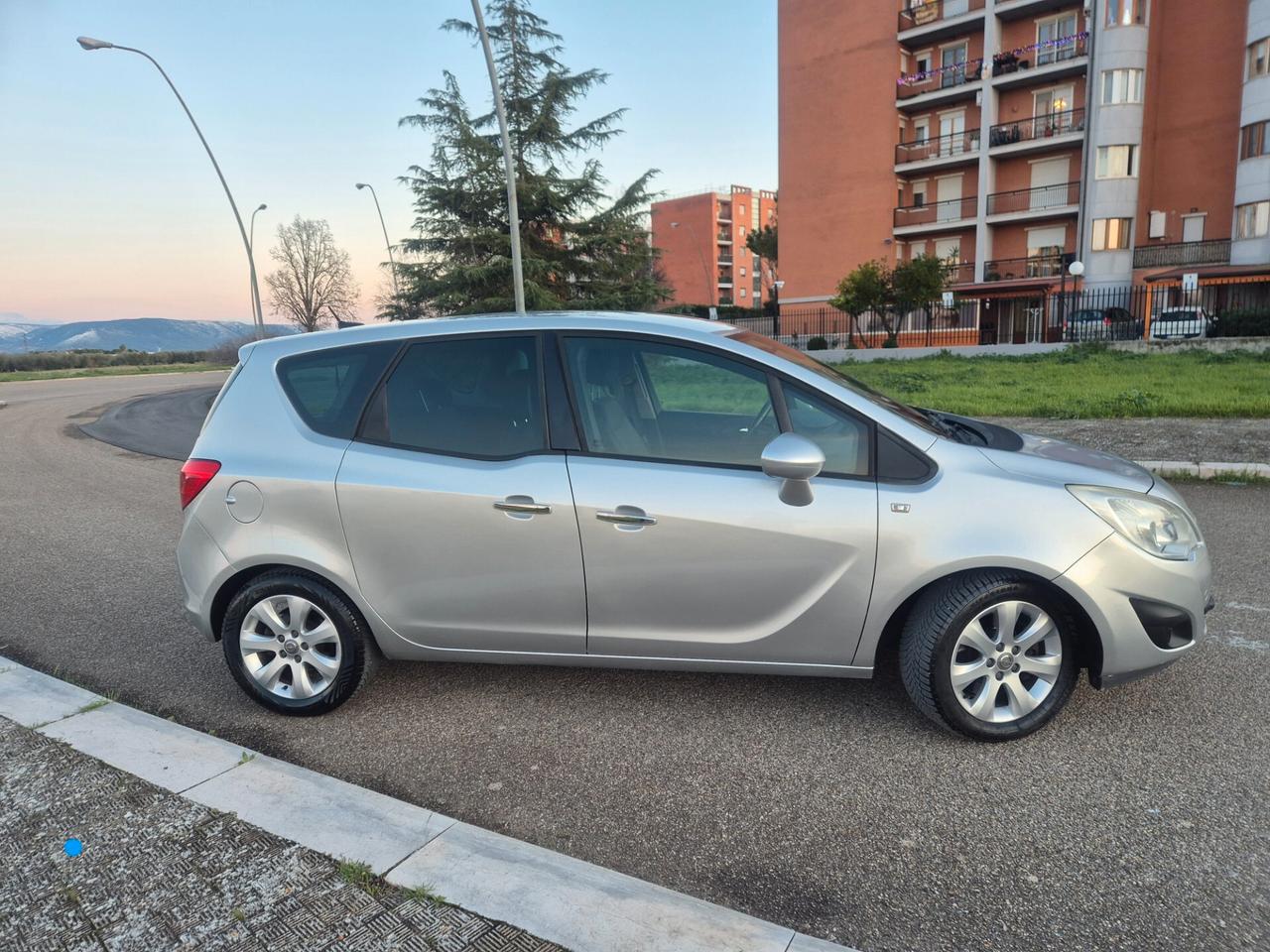 Opel Meriva 1.7 CDTI 110CV anno 2013