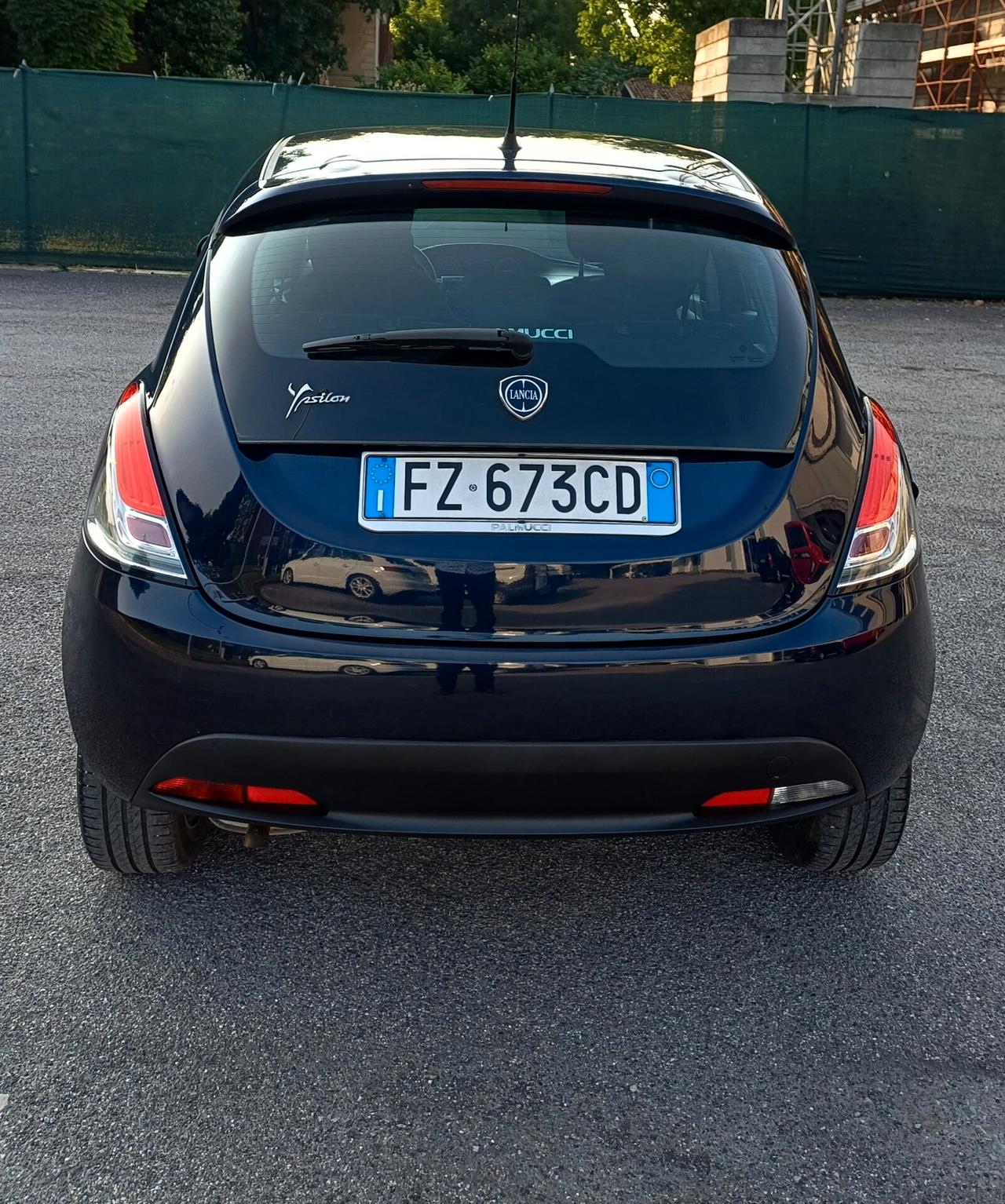 Lancia Ypsilon 1.2 69 CV 5 porte GPL Ecochic Platinum
