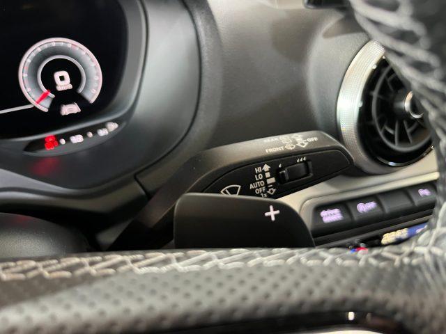 AUDI Q2 35TDI Stronic S line "19 Sline/Telec./Navi/MATRIX