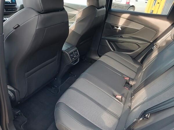 PEUGEOT 3008 1.5 BlueHDI 130 CV S&S EAT8 ALLURE PACK