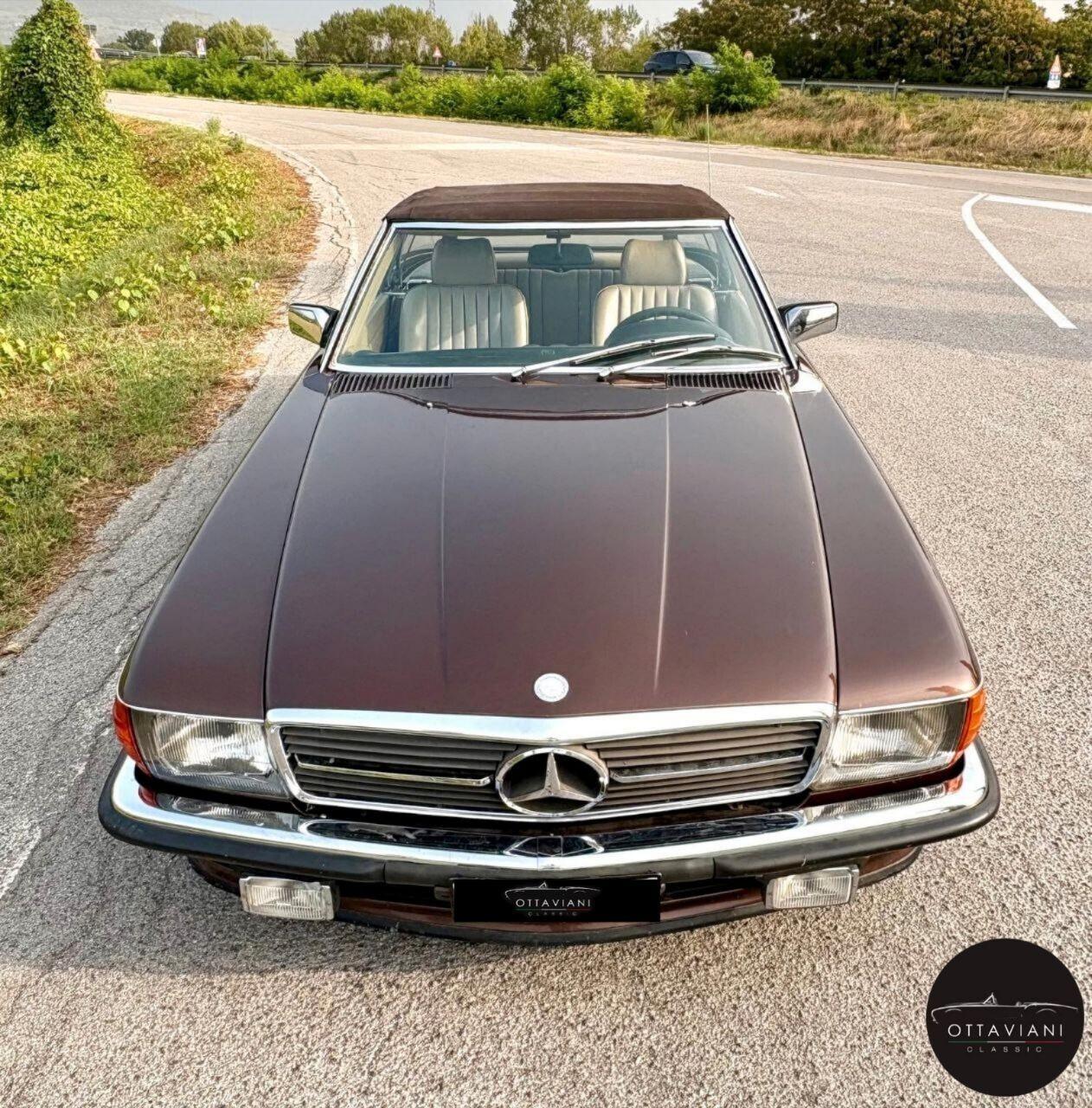 Mercedes SL 300 r107 targa ORO ASI