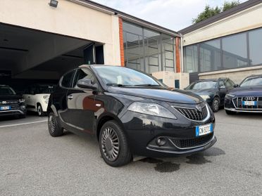 Lancia Ypsilon 1.0 FireFly 5 porte S&S Hybrid Gold