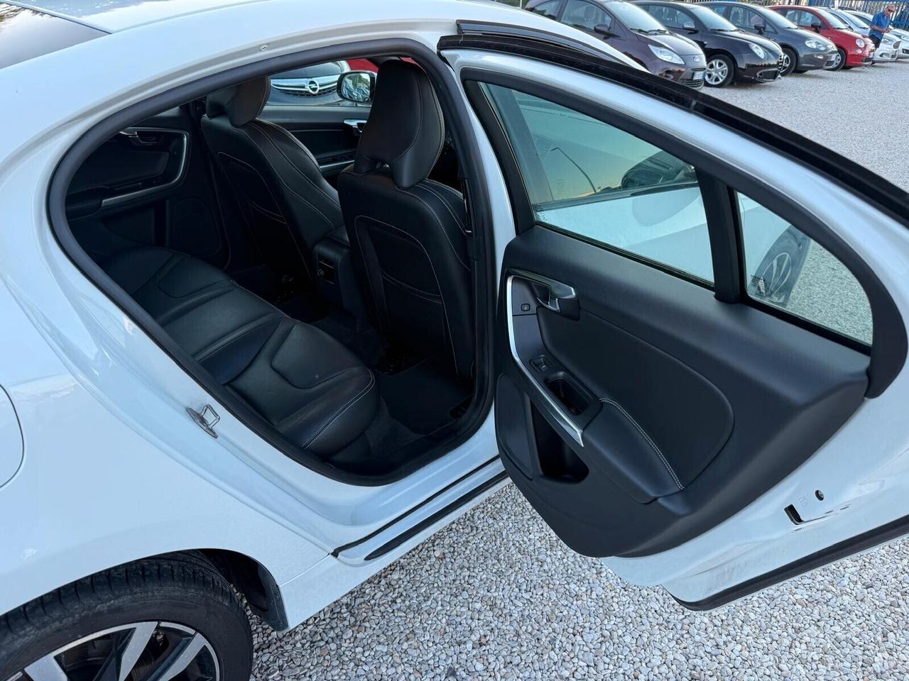 Volvo S60 D2 Dynamic Edition