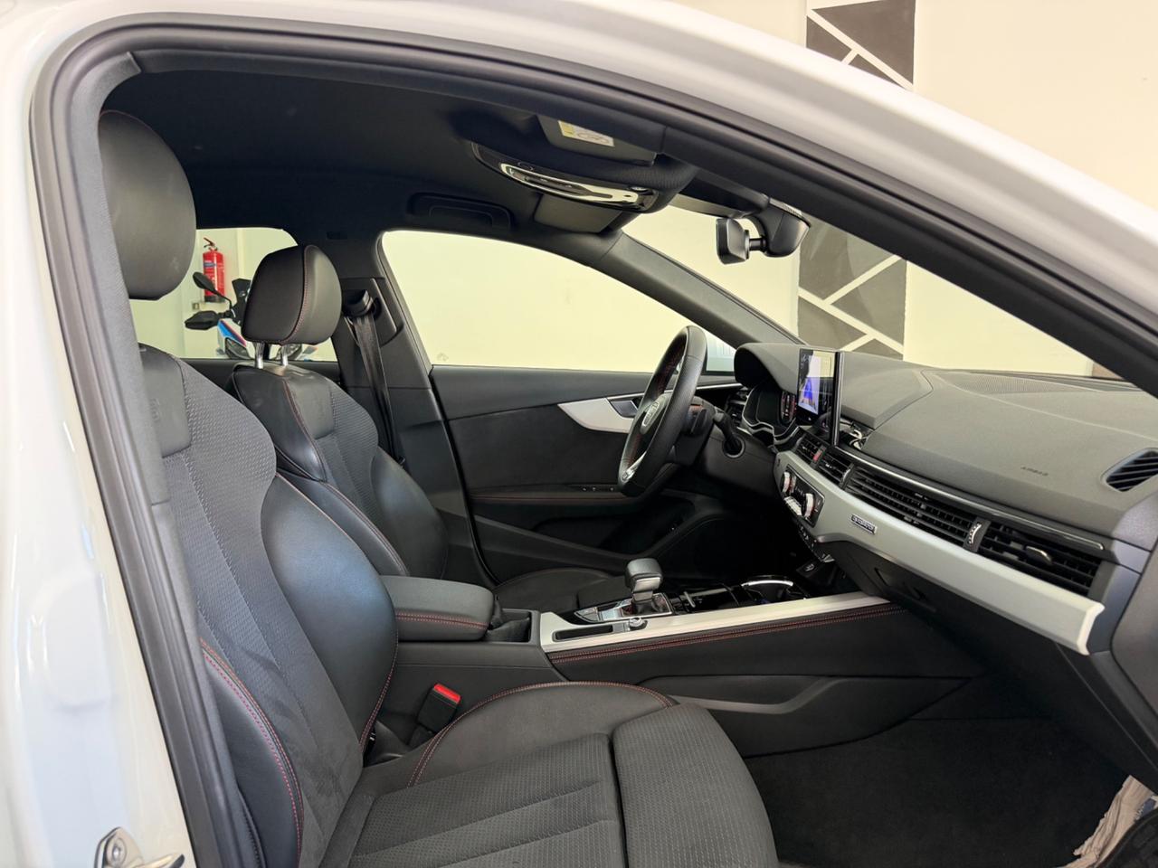 Audi A4 40 TDI quattro S tronic line edition PARI A NUOVO