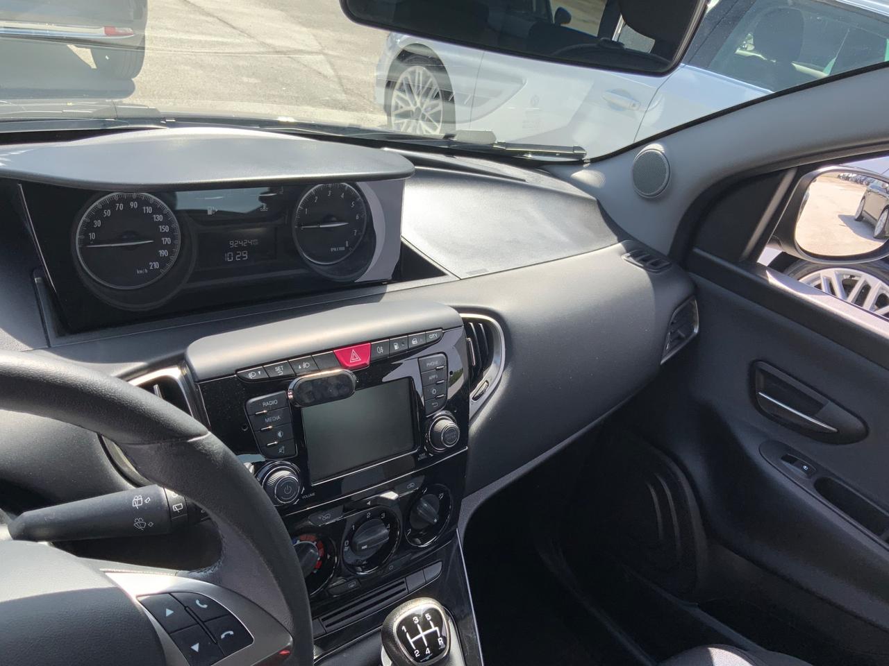 Lancia Ypsilon 1.2 69 CV 5 porte GPL Ecochic Gold