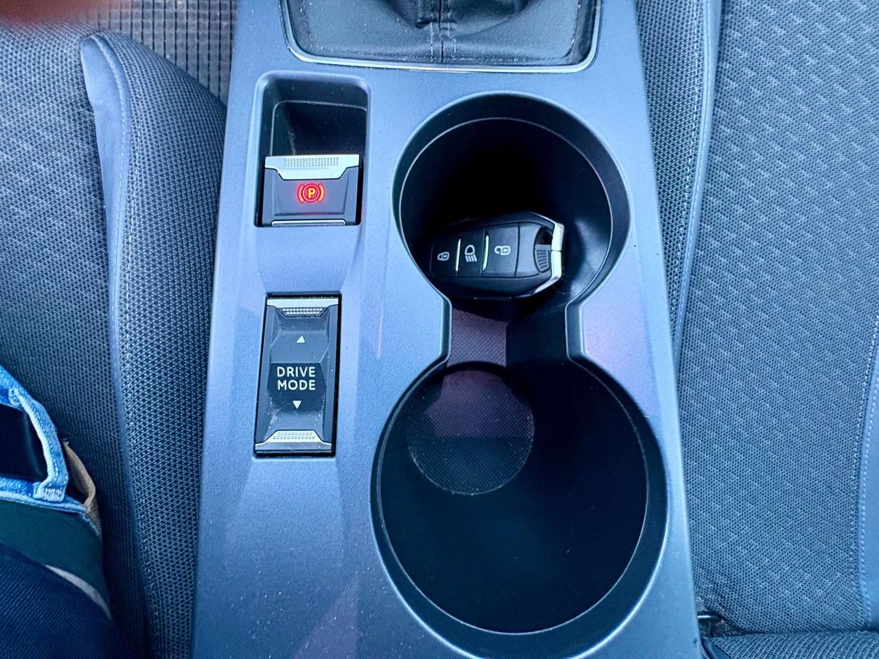 Peugeot 2008 1.5 Blue HDI 100 Allure #10328