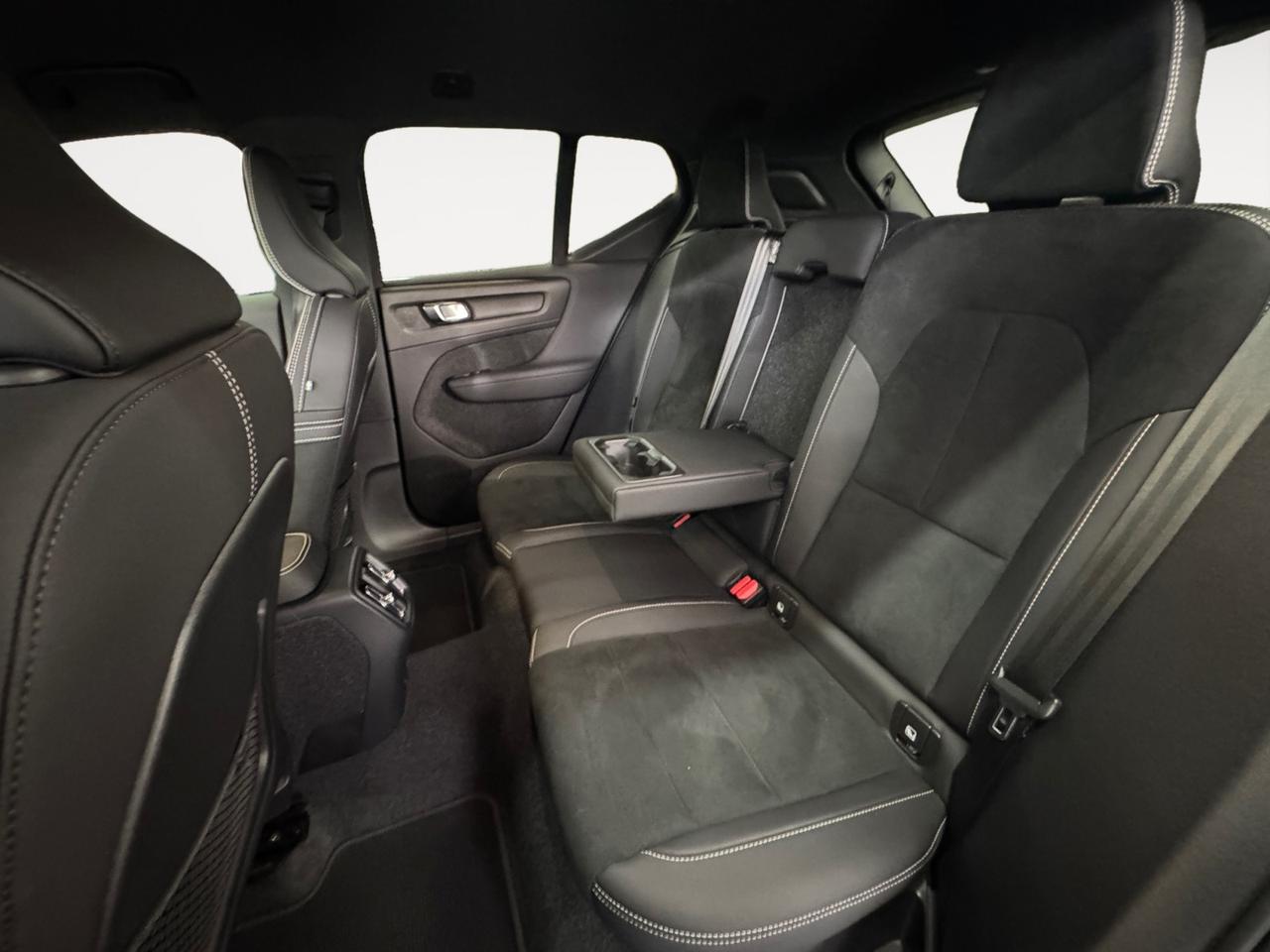 VOLVO XC40 twin motor Plus awd