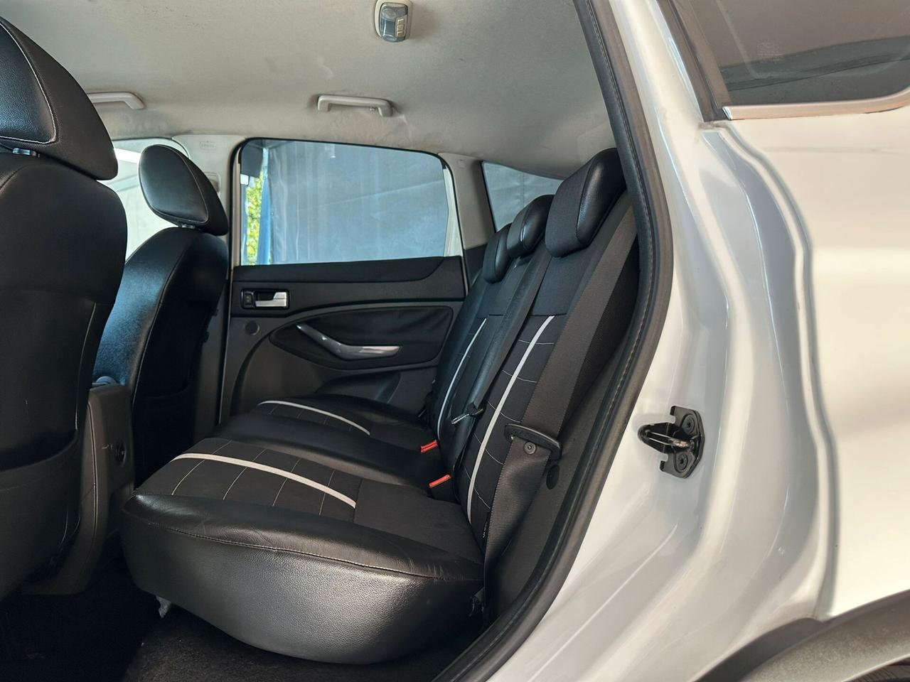 Ford Kuga 2.0 TDCi 136 CV 4WD Titanium DPF