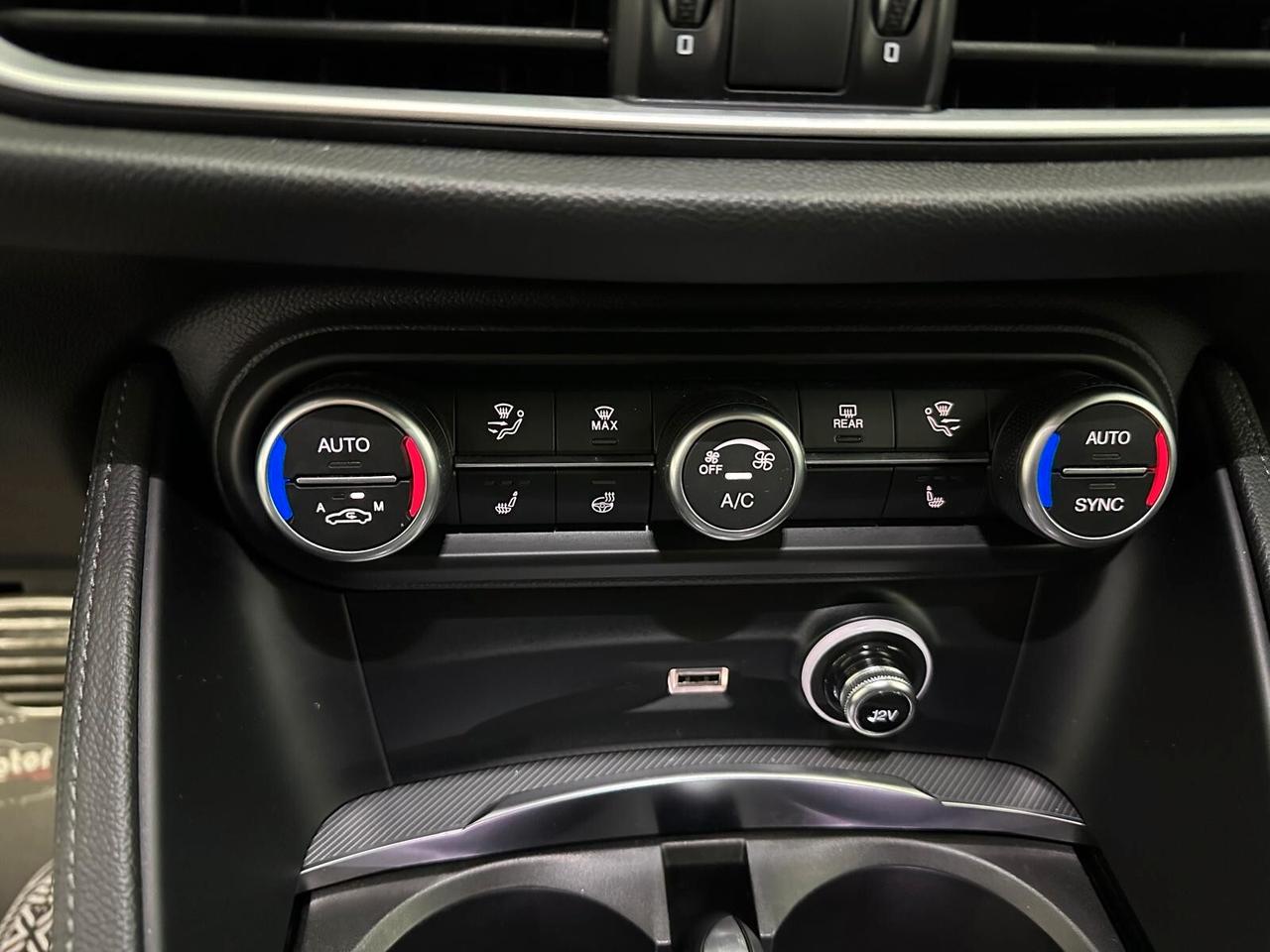 Alfa Romeo Stelvio 2.2 Turbodiesel 210 CV AT8 Q4 Veloce