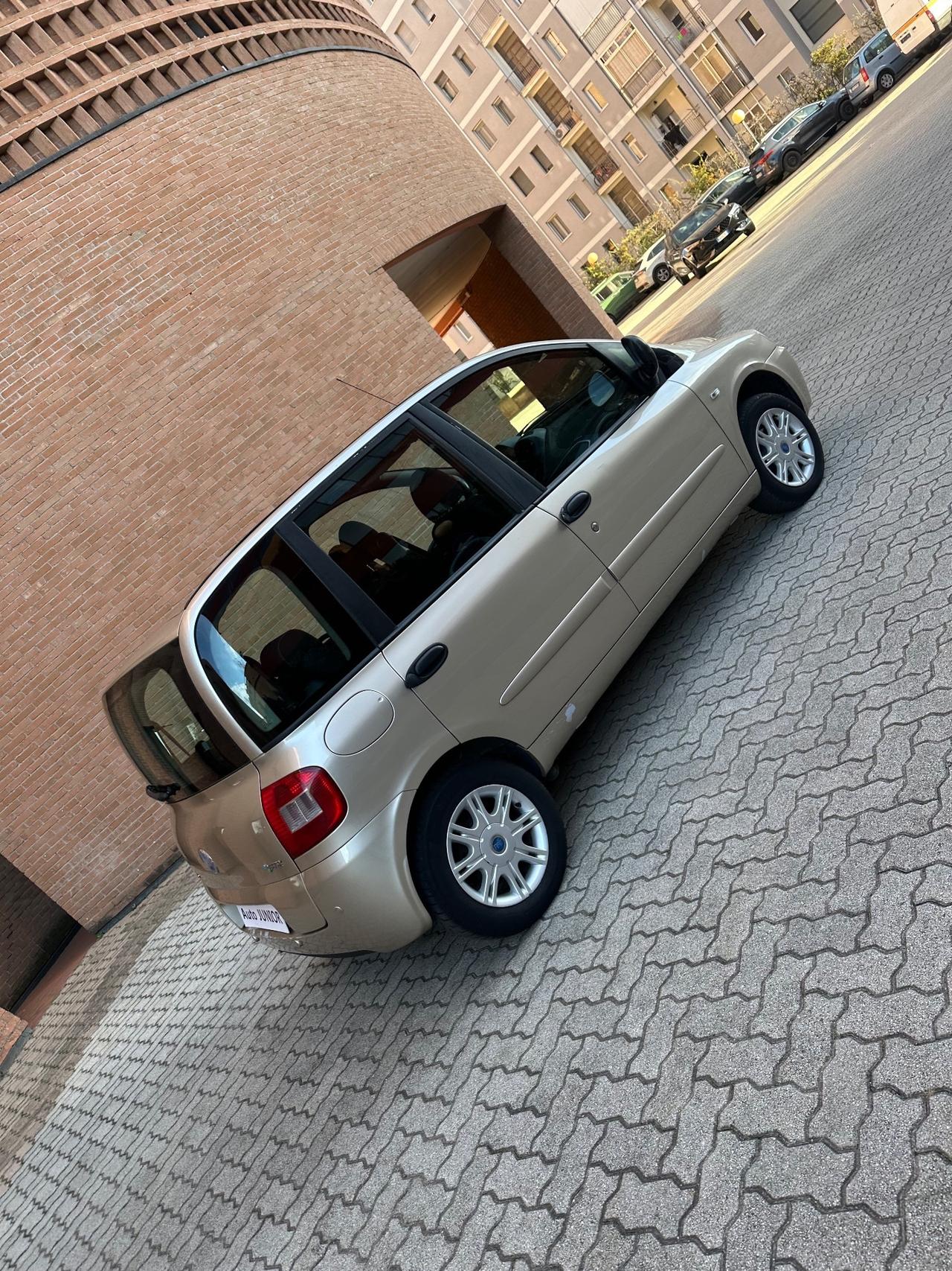 Fiat Multipla 1.6 16V Natural Power Active