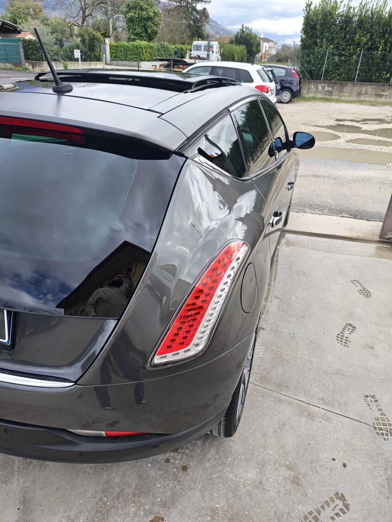 Lancia Delta 1.6 MJT cambio automatico tetto apribile full