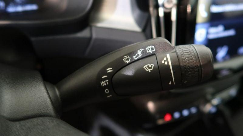 Volvo XC40 Recharge T4 Plug-in Hybrid auto Recharge Inscription Expression